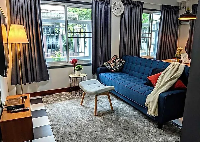 Entiresinglehouse 2br 400m-mrt Huaikwang 2carpark