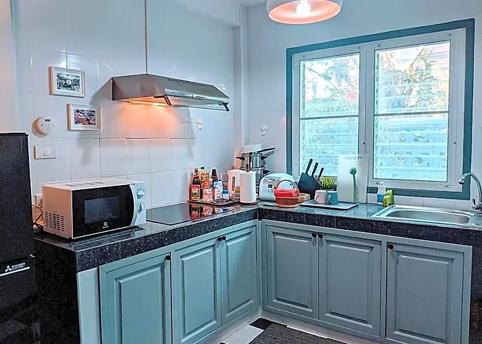 Entiresinglehouse 2br 400m-mrt Huaikwang 2carpark Bangkok