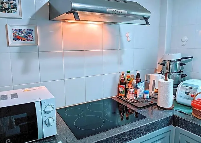 Entiresinglehouse 2br 400m-mrt Huaikwang 2carpark Hotel
